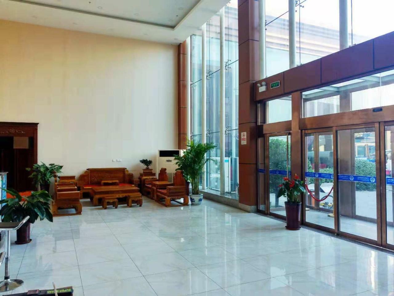Beijing Gongmei Blue Peacock Business Hotel Bagian luar foto