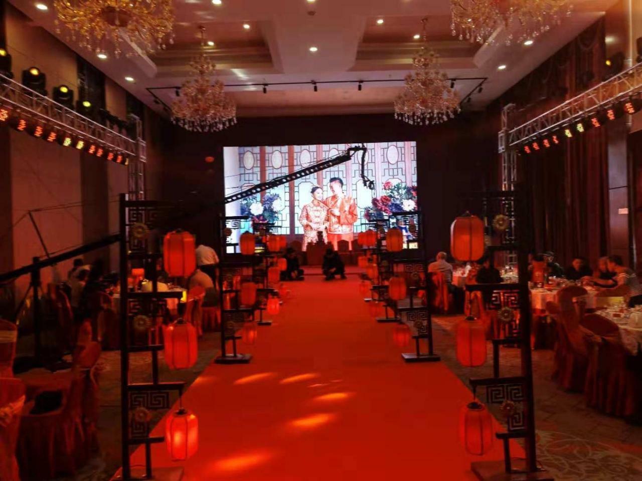 Beijing Gongmei Blue Peacock Business Hotel Bagian luar foto